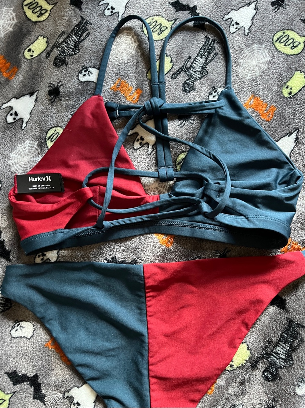 😎HURLEY🌟GOLD🌟STARS🫶🌊SWIMSUIT 🫶Large Top👙Small bottoms❤️2 PC SET💙HYBRID🌞SPF🥵50 - Picture 7 of 11